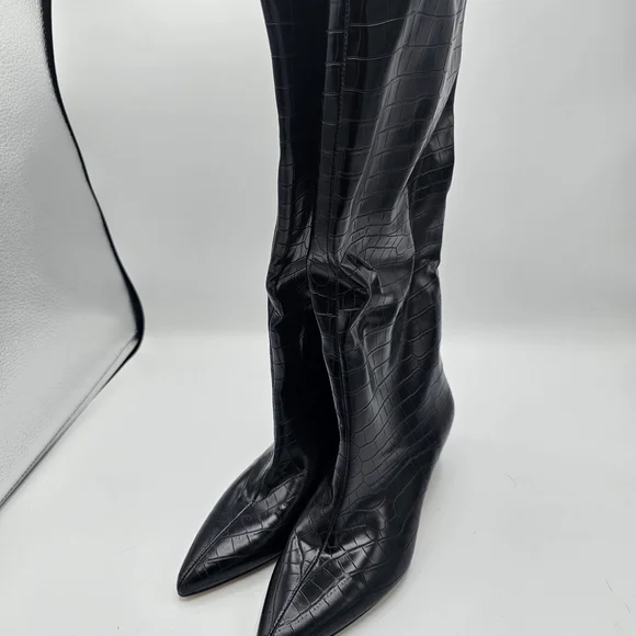 Elegant Black Croc-Pattern Over the Knee Boots - Picture 2 of 4